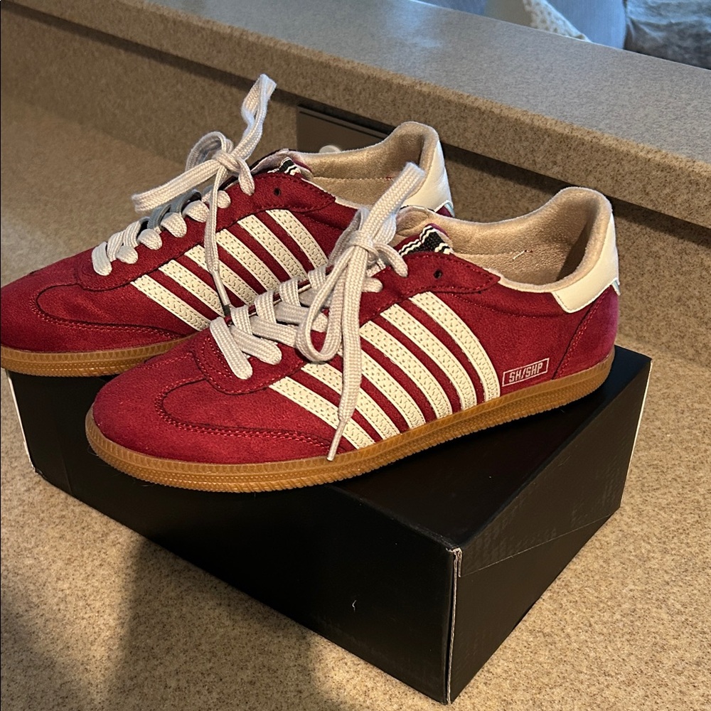 ShuShop- NEW! Burgundy and Cream Athletic Shoes